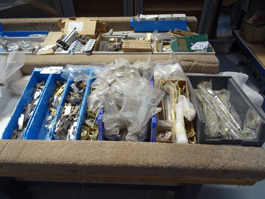 Qty various window latches & locks etc