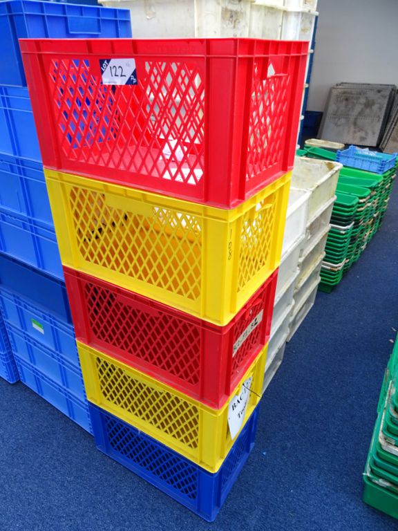 5x Plastic stackable storage baskets, 600x400x30mm...