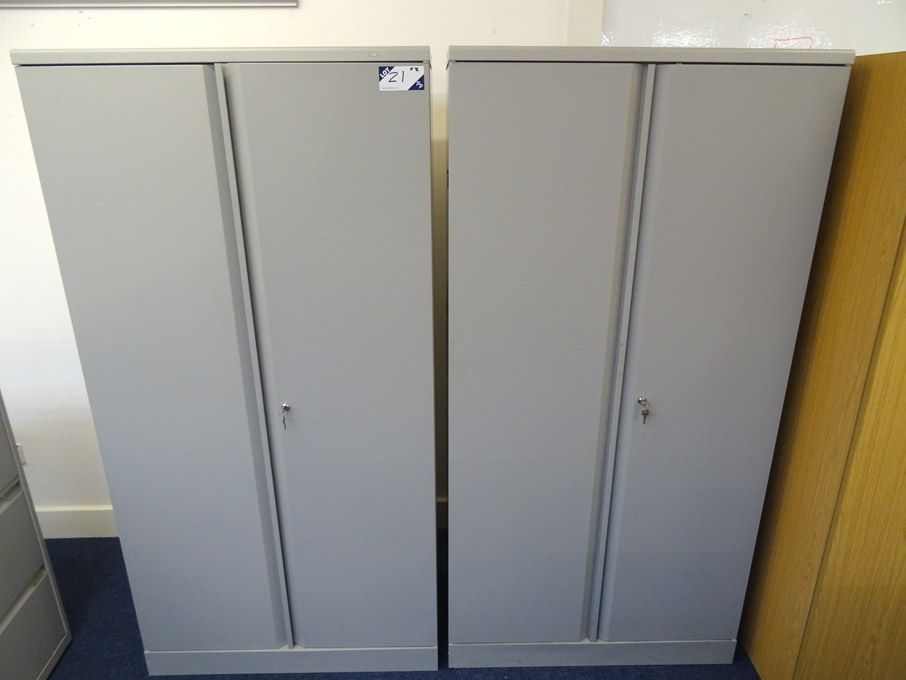 2x Bisley 2 door metal storage cupboard, 910x1810x...