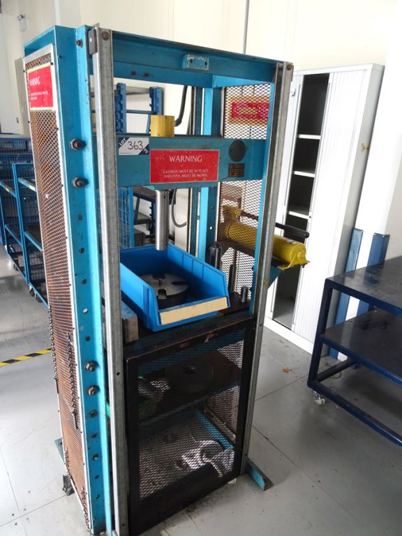 ENL garage press with Enerpac hydraulic unit.