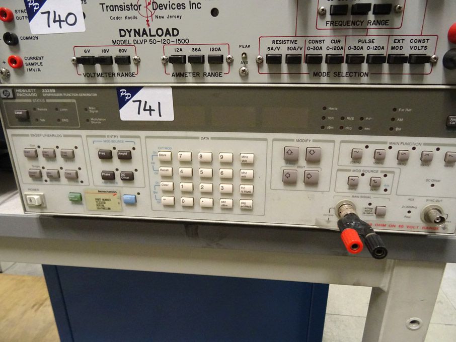 HP 3325B synthesizer / Function generator
