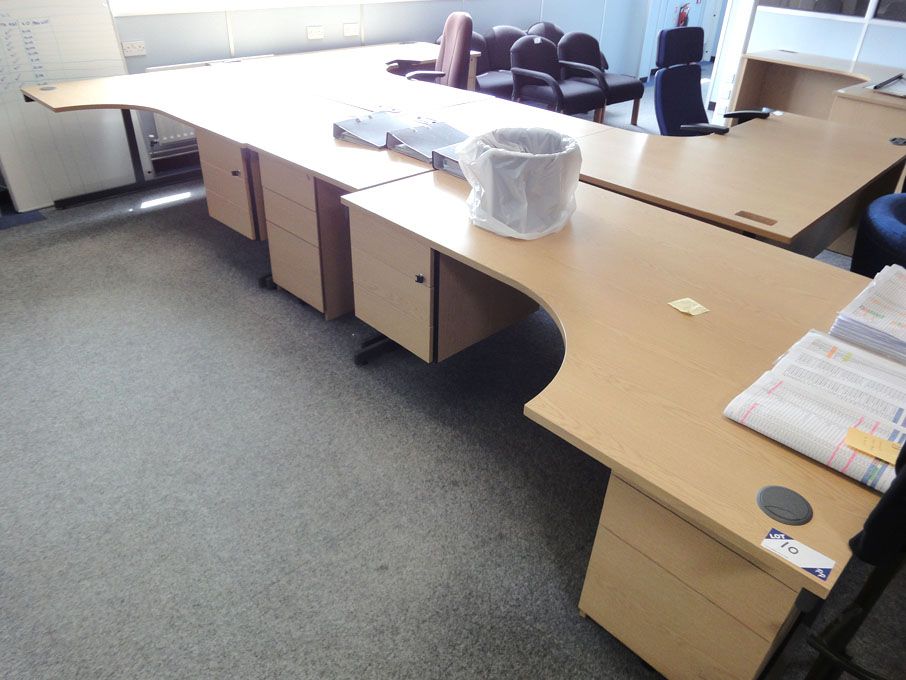 2x light oak 1800x1200mm 'L' shape desks with 3 dr...
