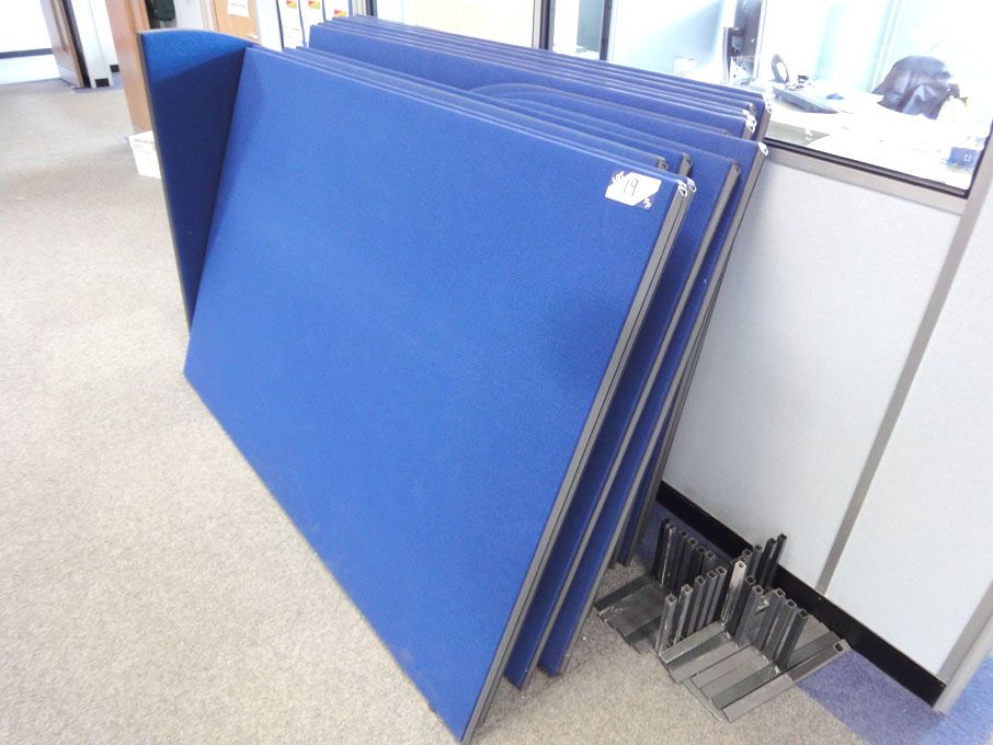 14x blue free standing upholstered partitioning sc...