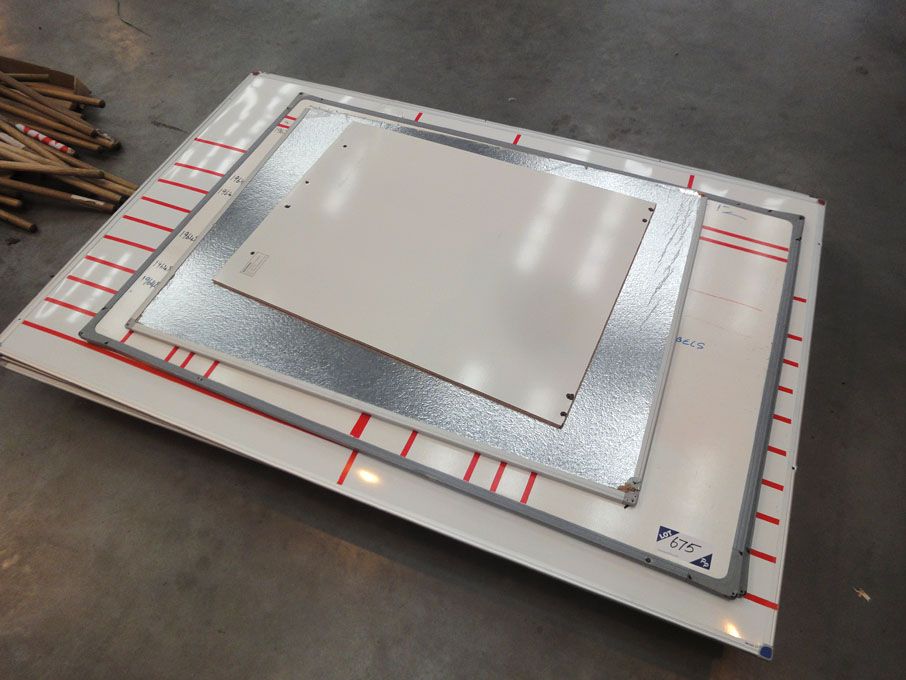 7x wall type white boards to 1800x1200mm