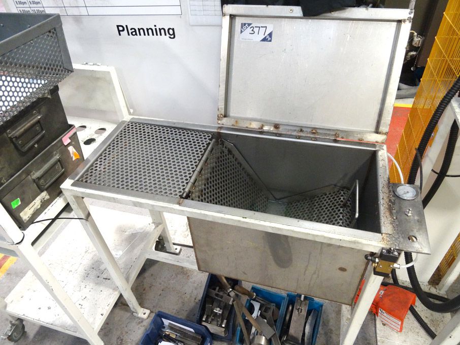 Stainless steel parts washer