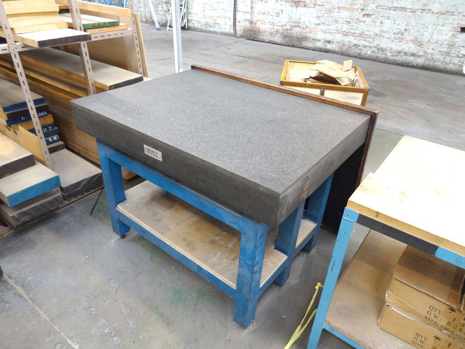 Kemco 48x36" granite surface table