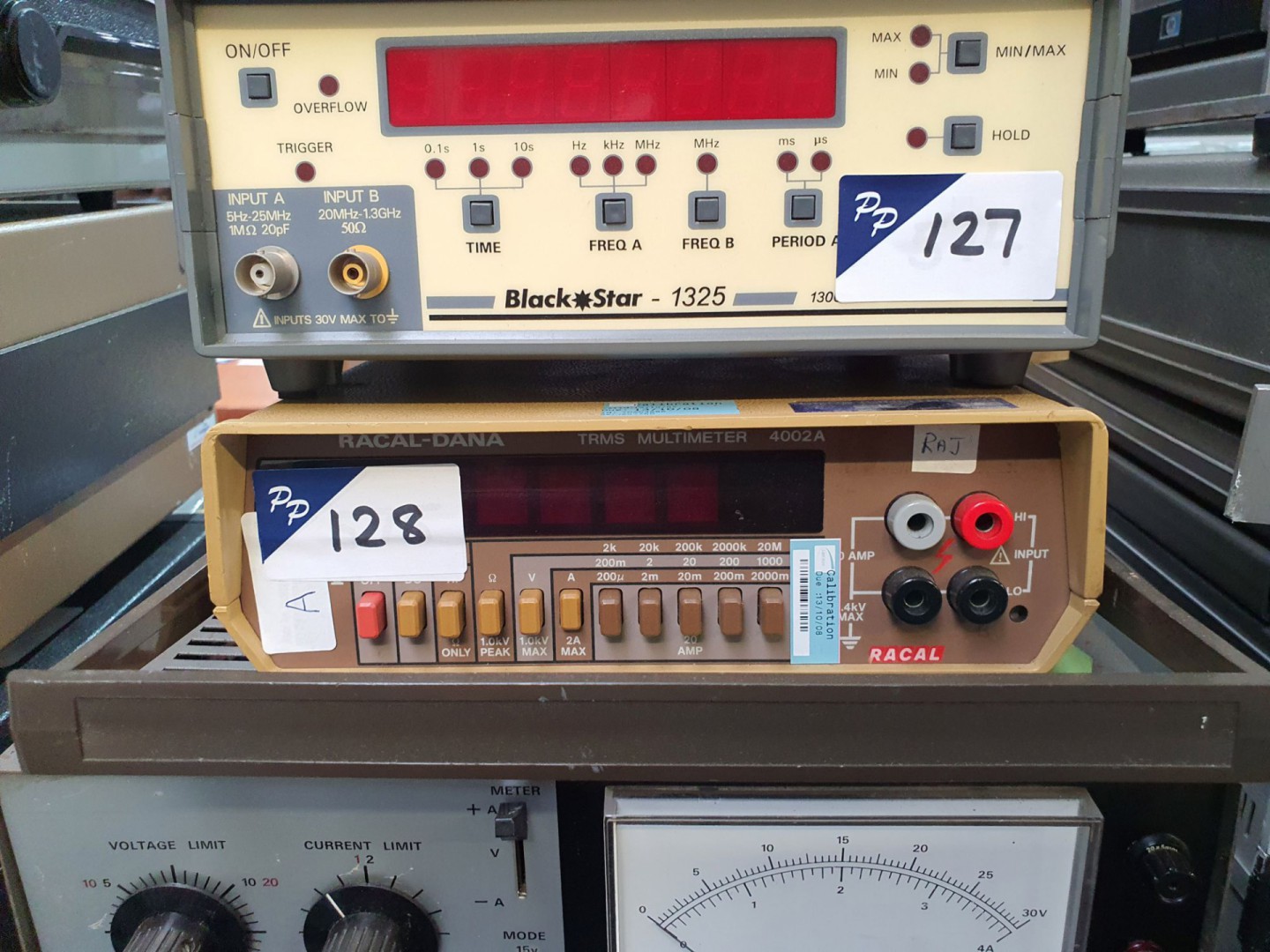 Racal Dana 4002A True RMS multimeter (A17)
