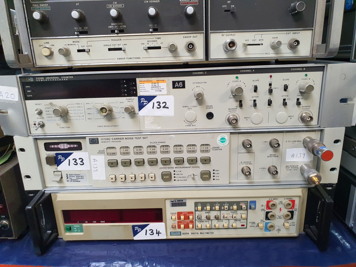 HP / Agilent 11729C carrier noise test set (A139)