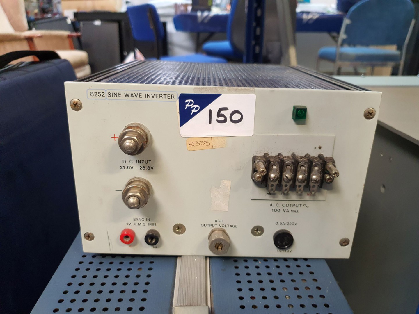Static Inverters 8252 sinewave inverter, 100VA out...