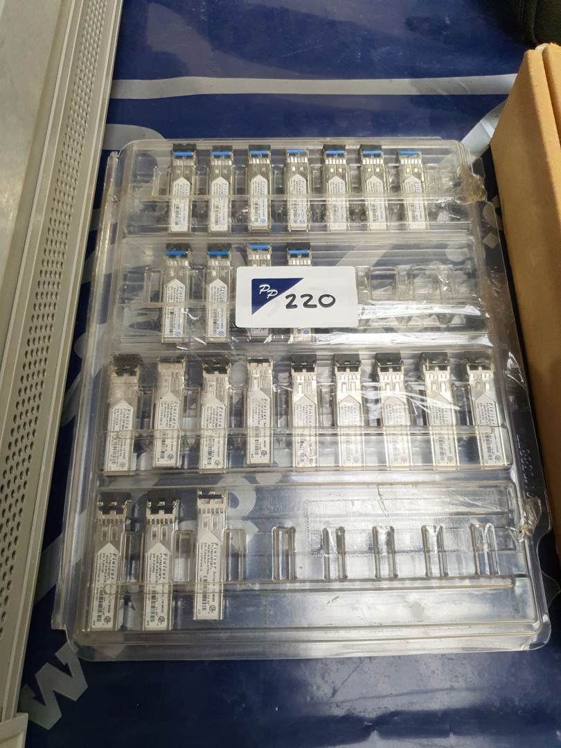 23x Finisar optical transceivers (312)