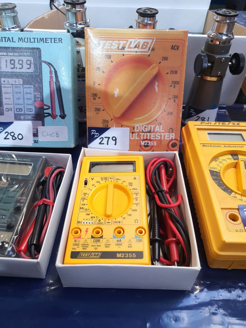Test Lab M2355 digital multimeter with leads (boxe...