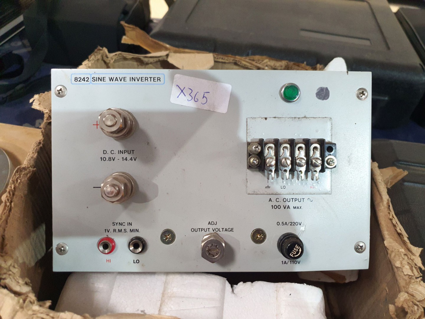 Static Inverters 8242 sinewave inverter, 100va out...