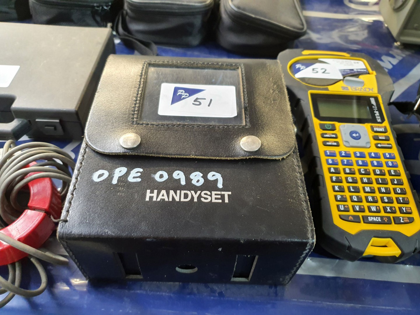 Handyset HS101 4" colour LCD test monitor (382)
