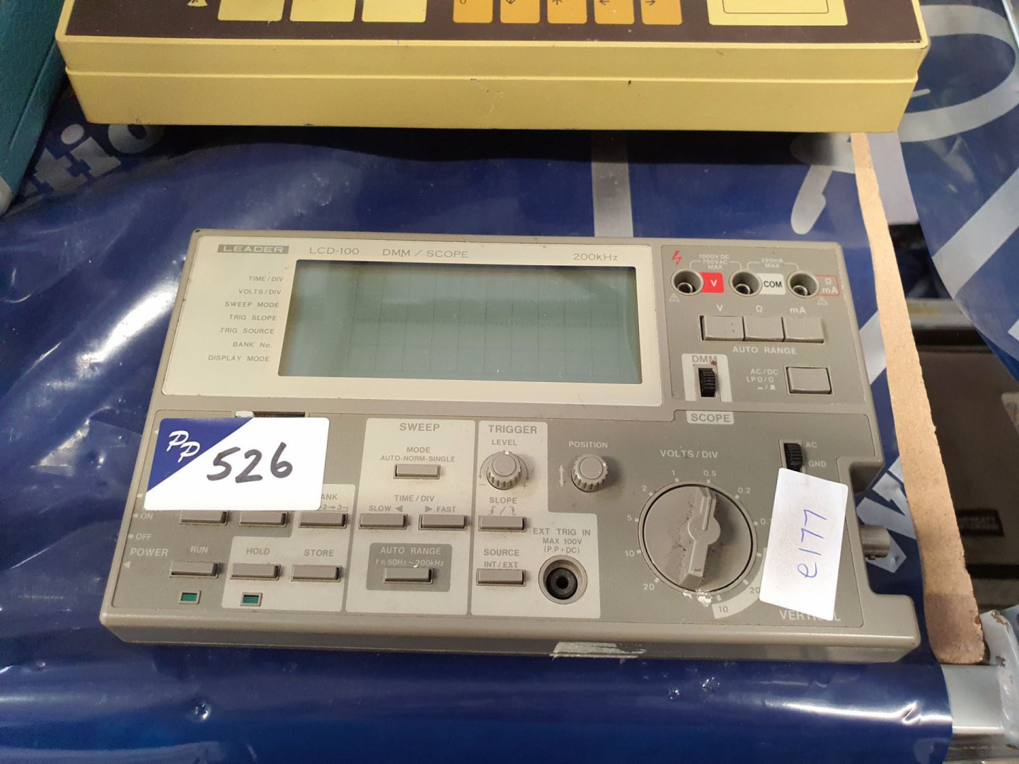 Leader LCD-100 handheld digital multimeter / scope...