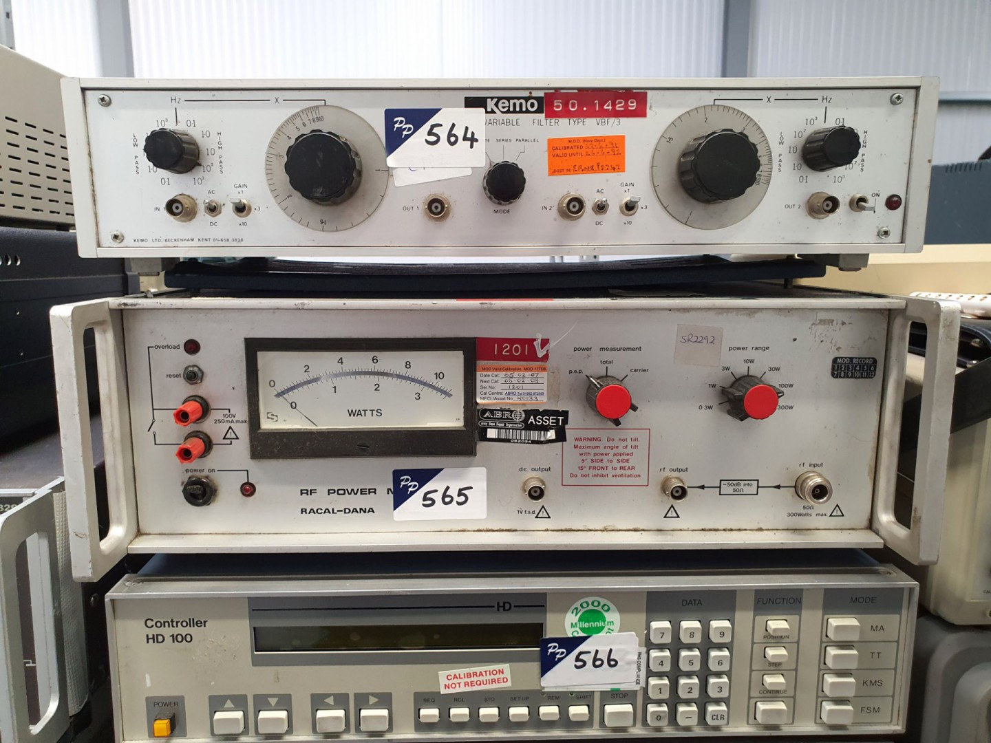 Racal Dana 9104 RF power meter to 1GHz (E206)