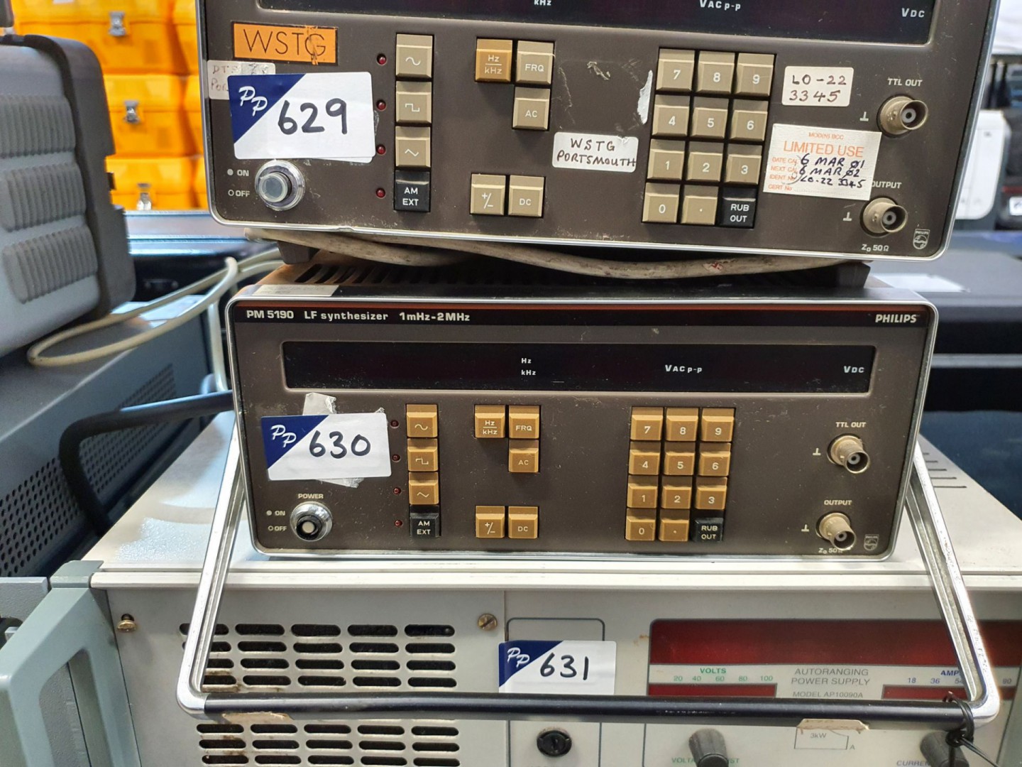 Philips PM5190 LF synthesised signal generator, 1m...