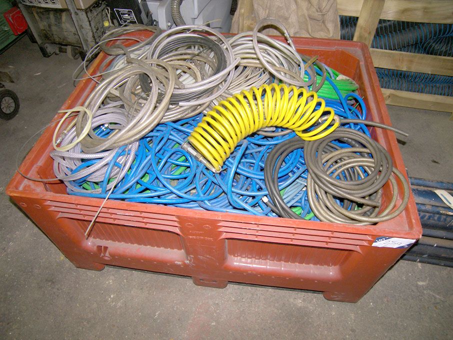 Qty various size hoses in plastic stillage