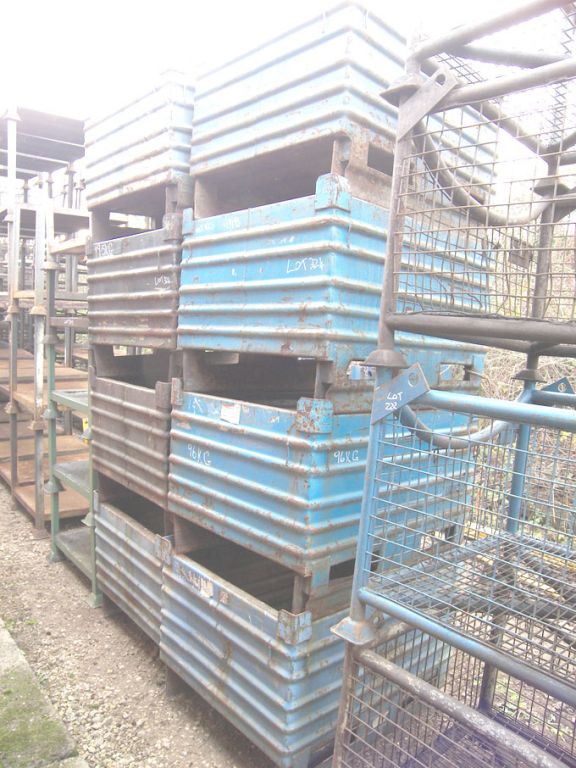 8x stackable solid sided metal stillages, 1000x800...