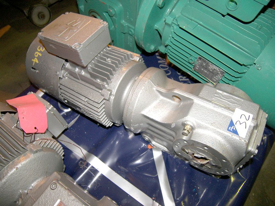 SEW 3 phase motor / gearbox, 1.5kW @ 103rpm