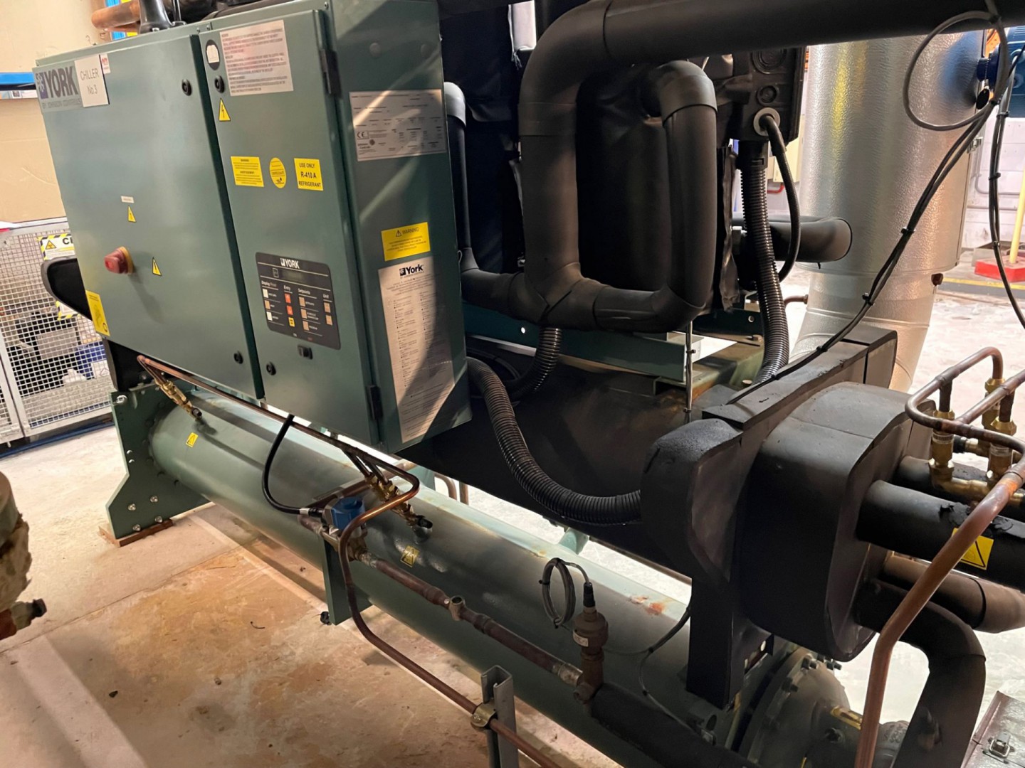 York (Johnson Controls) YCWL0291SE50TAB chiller un...