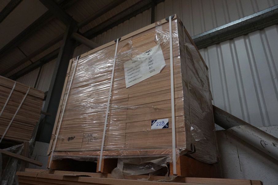 252 approx KLH European oak, 380mm (L) x 356mm (W)...