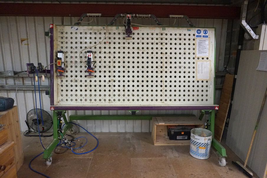 Lamont mobile clamping table with 3x pneumatic cla...