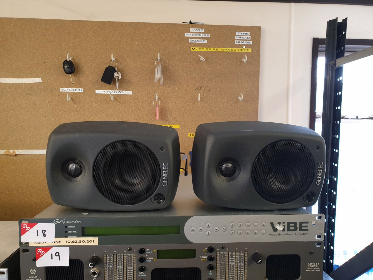 2x Genelec 8020B bi-amplified monitoring speakers