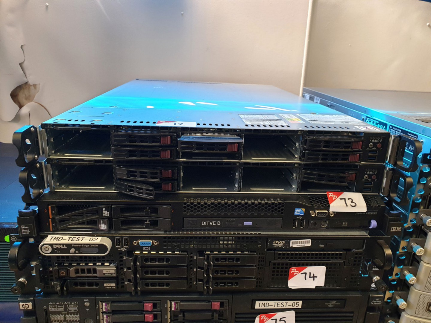 2x Supermicro 119U-7 rack type servers - Plea...