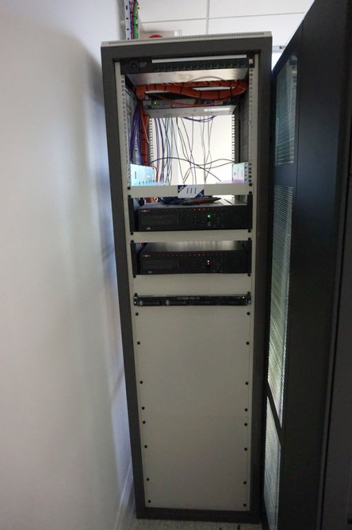 Mobile server rack with CCTV equipment inc: 2x 360...