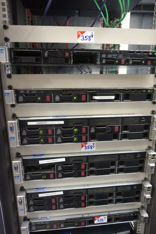 6x various HP rack type servers