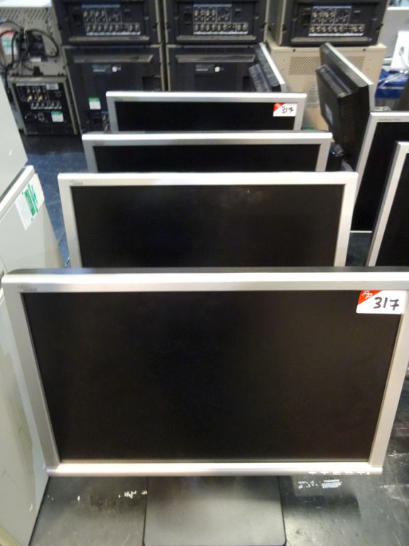 4x Fujitsu Scaleoview L19W-4 LCD monitors