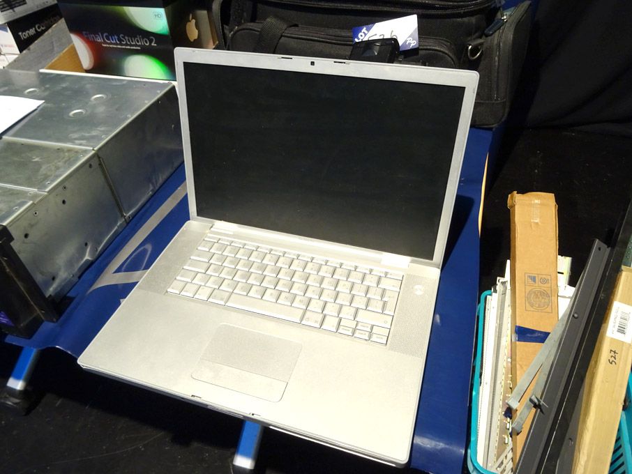 AMEND: 'Apple A1211 Macbook, 15" screen (no batter...