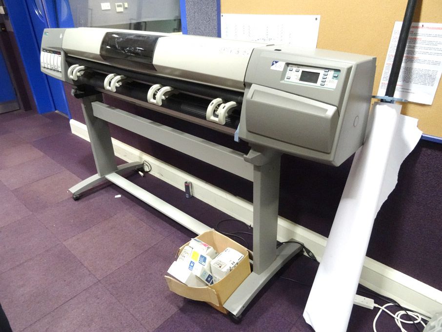 HP DesignJet 5000 large format printer, 6 individu...