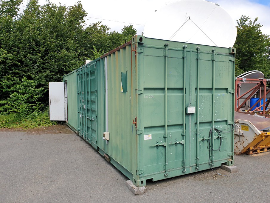 40ft shipping container used as an anechoic chambe...