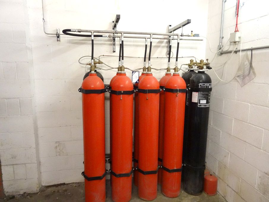 10 bottle Tecnicas C02 fire suppression system