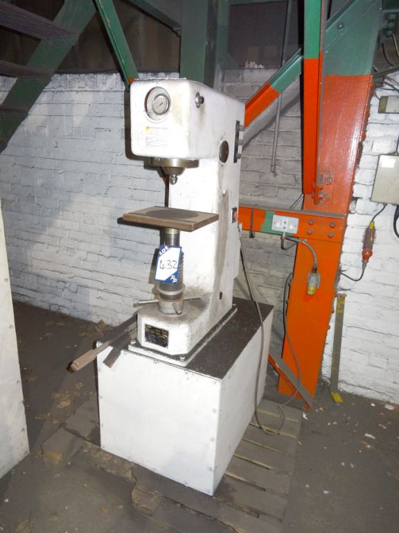 KF MAB09 hardness tester