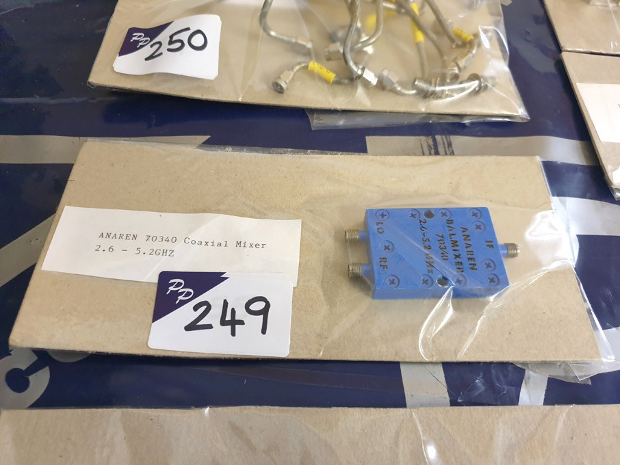 Anaren 70340 coaxial mixer, 2.6 - 5.2GHz (R136) -...