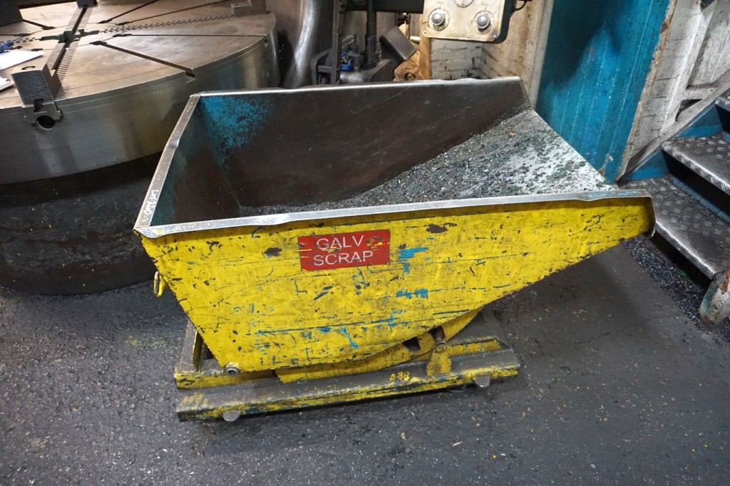 1250x700x500mm approx mobile forkable tipping skip