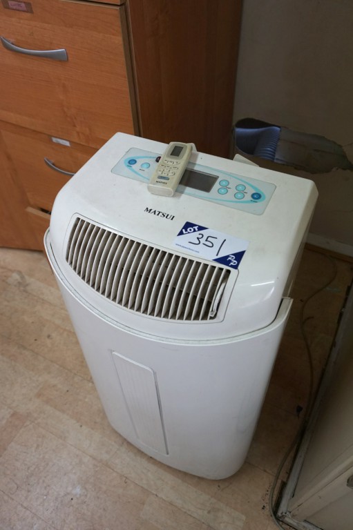 Matsui MAT-9KACW portable air conditioning unit, 1...