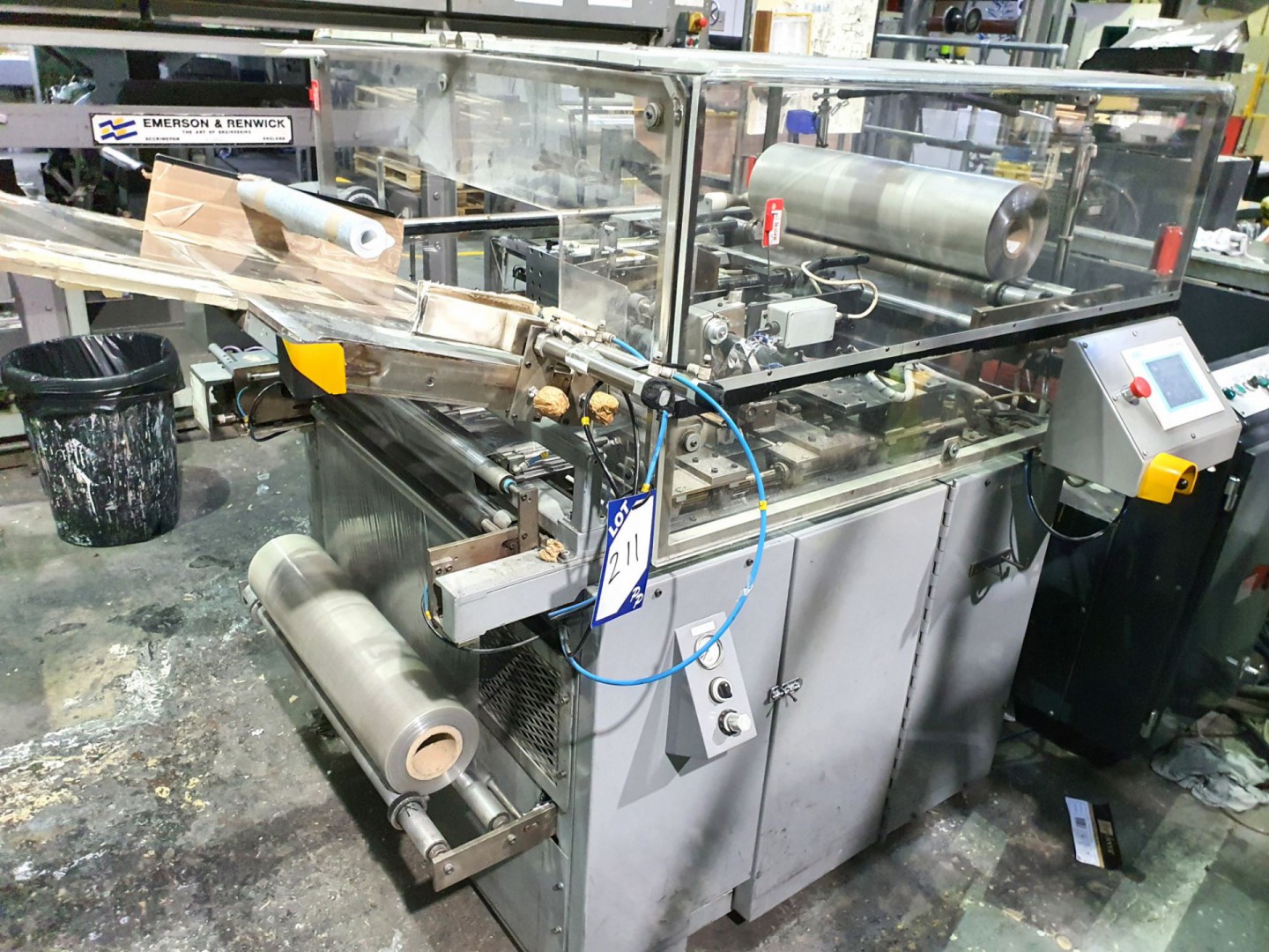 Automatic paper roll shrink wrap machine, 2x Sieme...