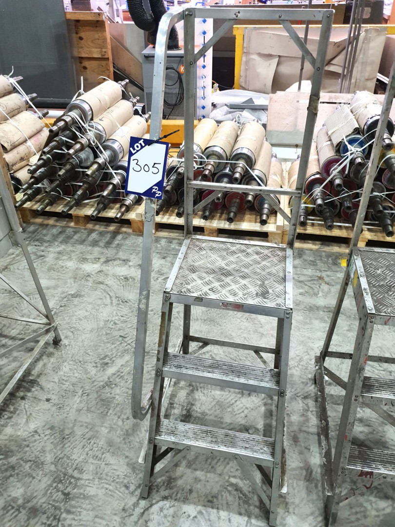 Slingsby Alu 3 step safety steps