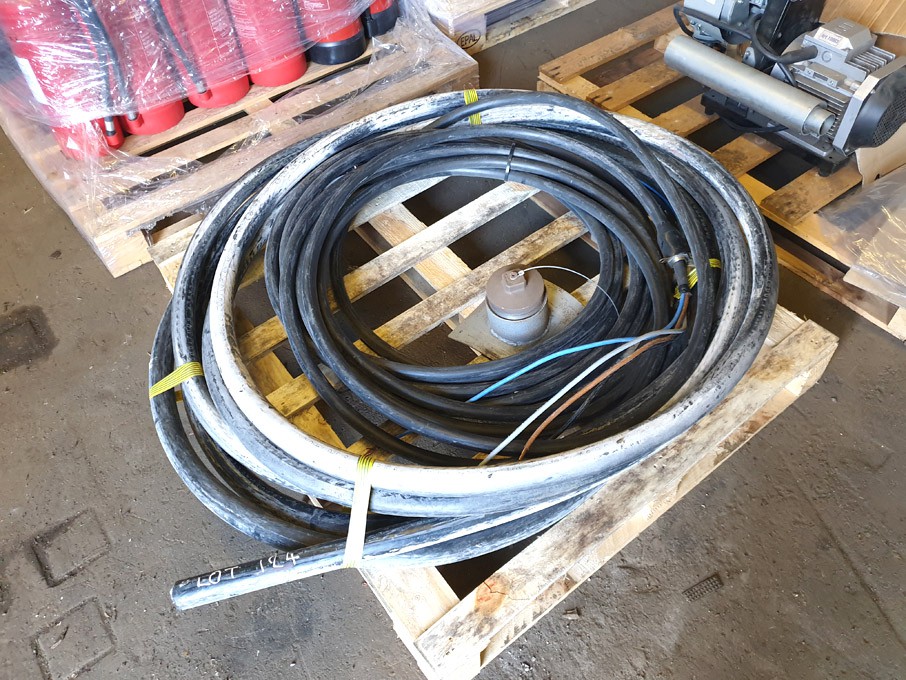 Qty various SWA cable & sockets on 2 pallets