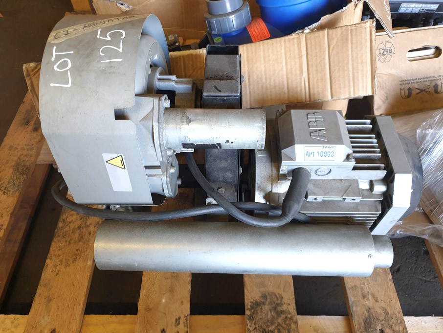 ABB type SA350/2 vacuum pump