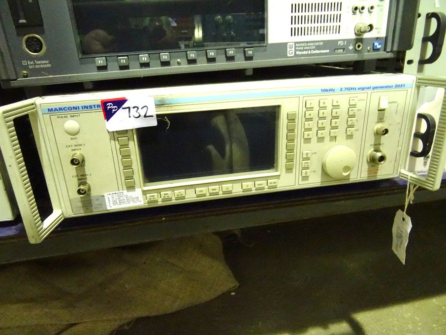 Marconi 2031 signal generator, 10KHz - 2.7GHz
