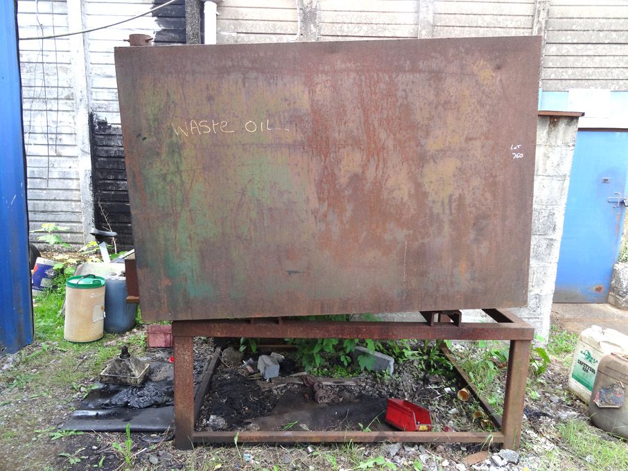 AMEND: Metal tank on stand, 1830x1220x1220mm appro...