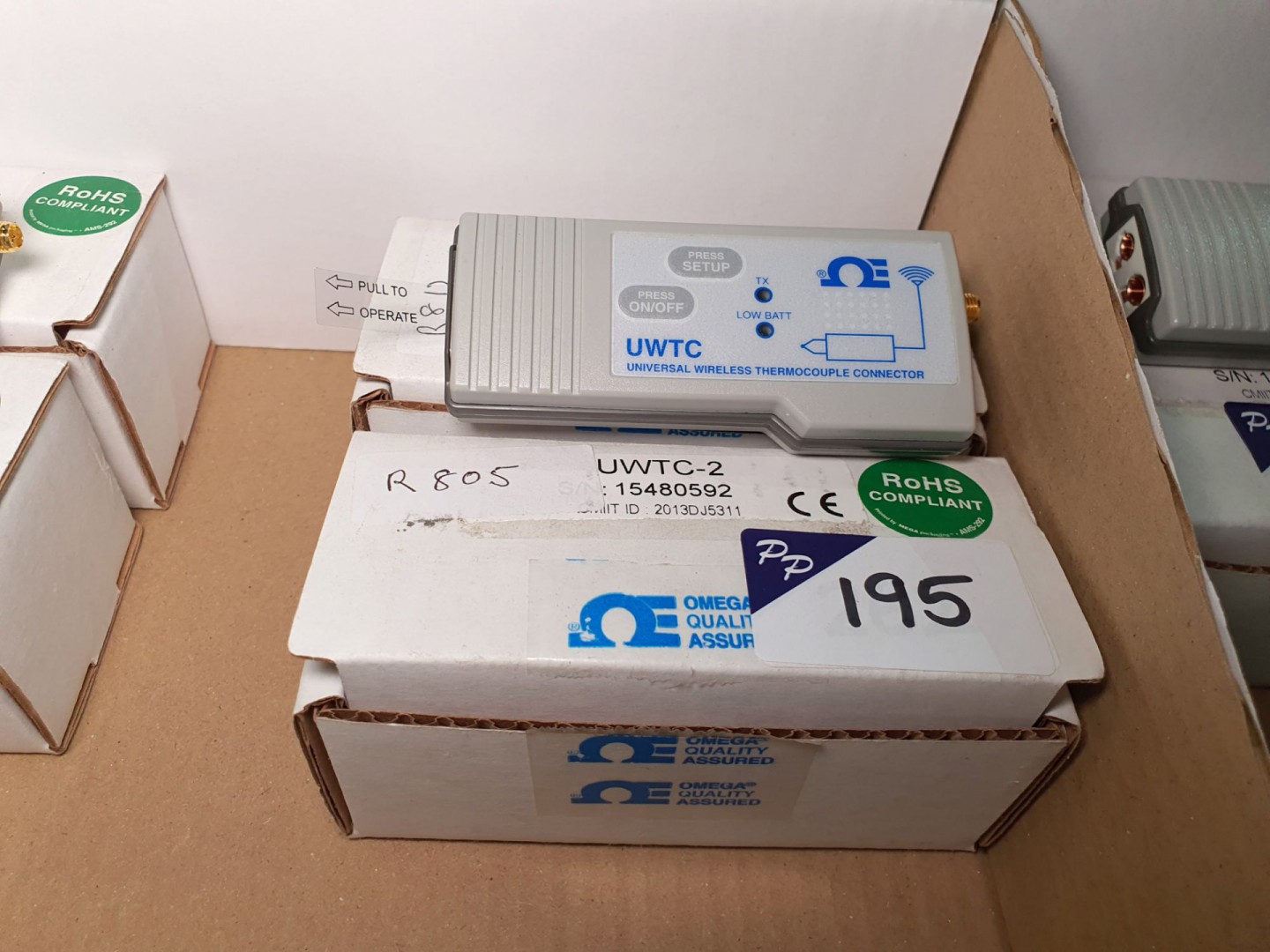 2x Omega UWTC-2 universal wireless thermocouple co...