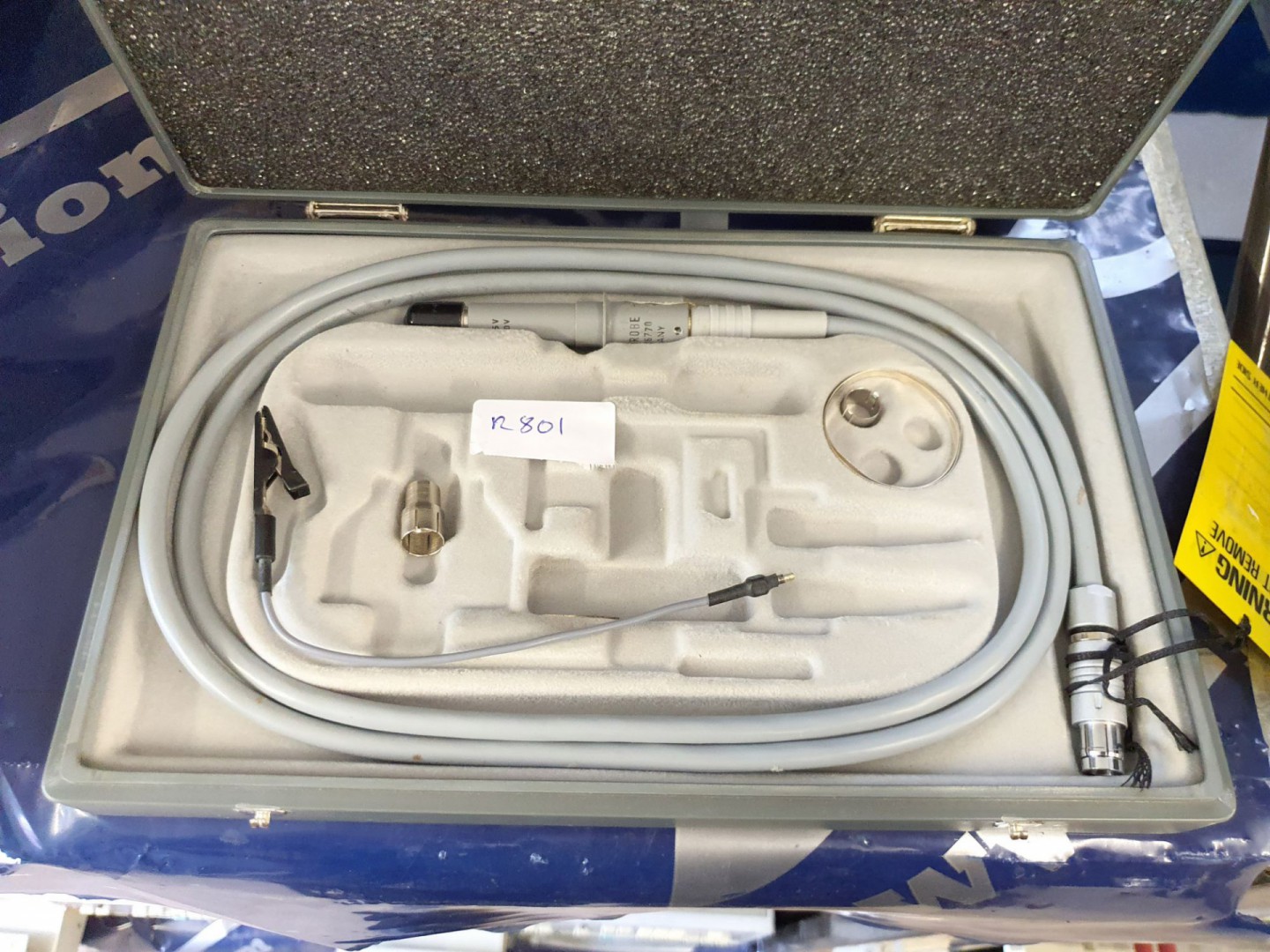 Rohde & Schwarz URV5-Z7 RF probe set in case (R801...