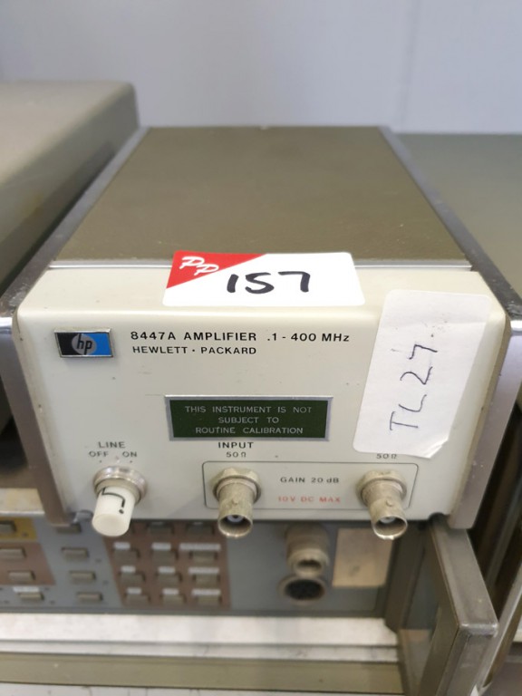 HP 8447A amplifier, 0.1 - 400MHz - lot located at:...