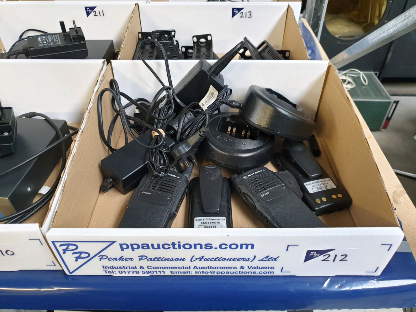 2x Motorola GP-340 2 way radios, 2x battery's & ch...