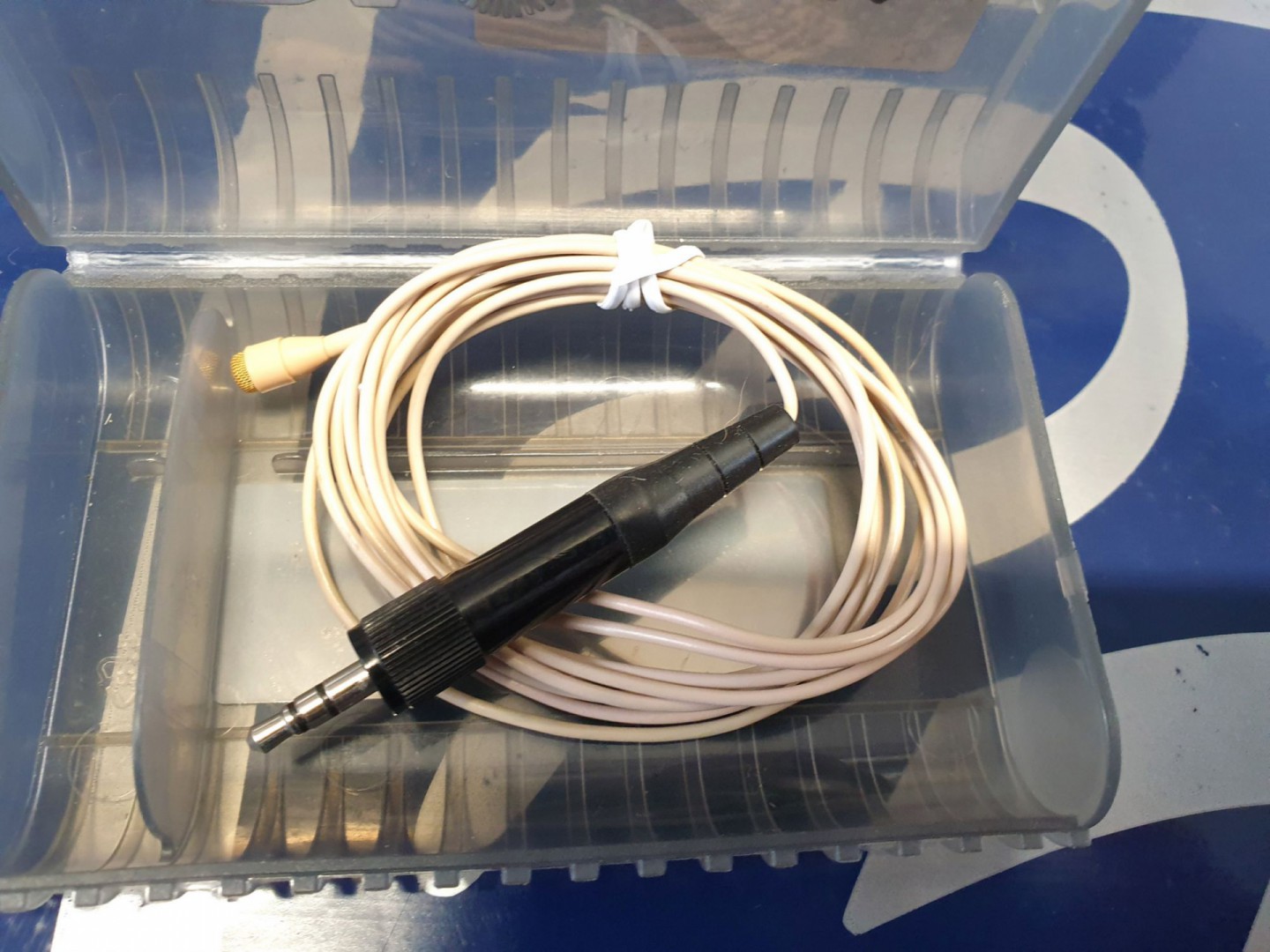 DPA 4061 beige miniature omnidirectional microphon...